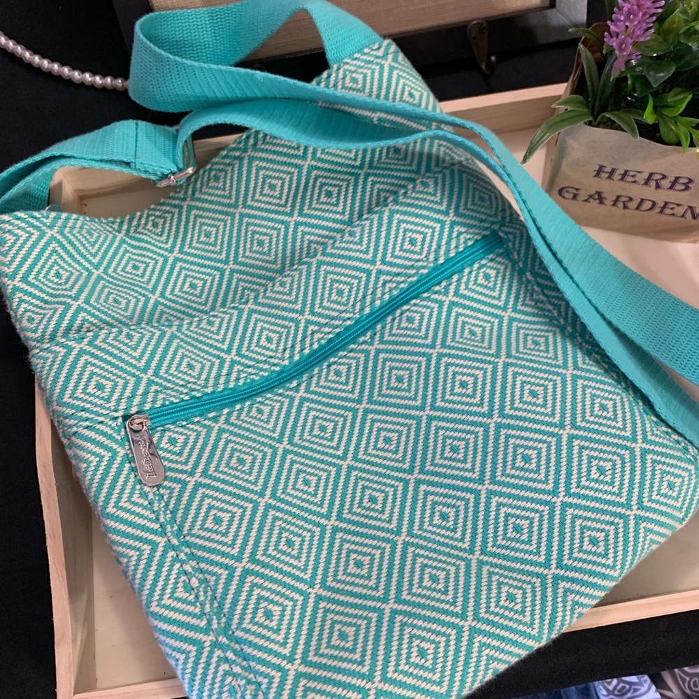 Thirty-one Organizing Crossbody